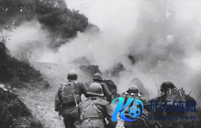 对越自保反击战